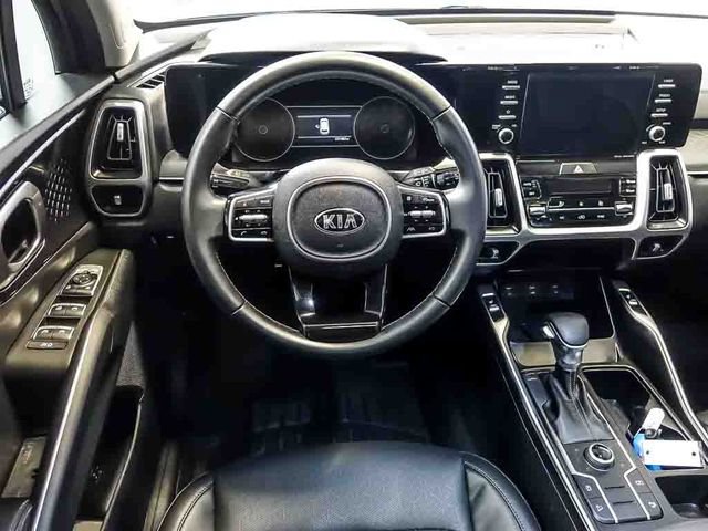 Used 2021 Kia Sorento S w/ Panoramic Sunroof Package AWD/4WD image 18