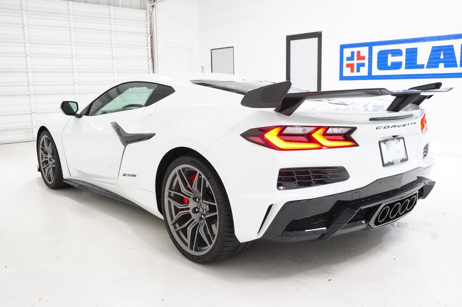 New 2027 Chevrolet Corvette Z06 RWD image 29