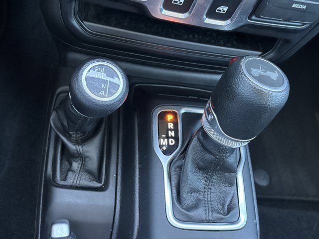 Used 2023 Jeep Wrangler Sport AWD/4WD image 28