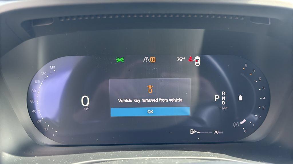 New 2026 Volvo XC40 B5 Plus w/ Climate Package AWD/4WD image 15