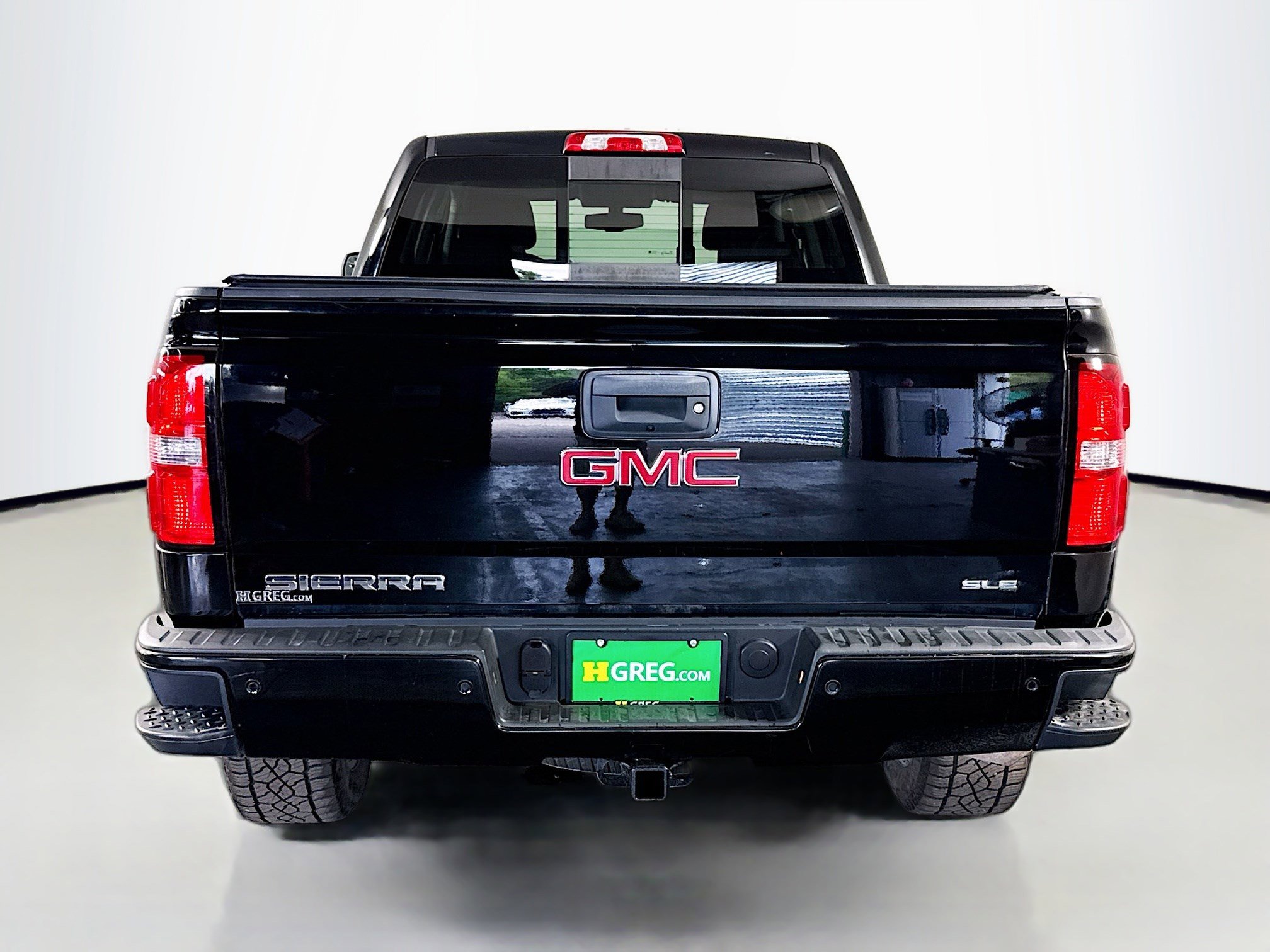 Used 2018 GMC Sierra 1500 SLE w/ SLE Value Package AWD/4WD image 8