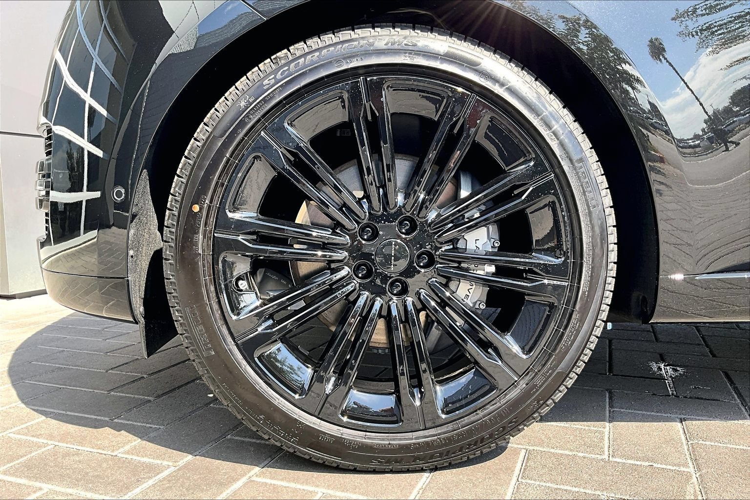 New 2026 Land Rover Range Rover SE AWD/4WD image 12
