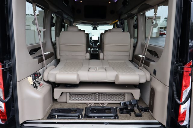 Used 2024 Ford Transit 250 148 High Roof Extended AWD image 17