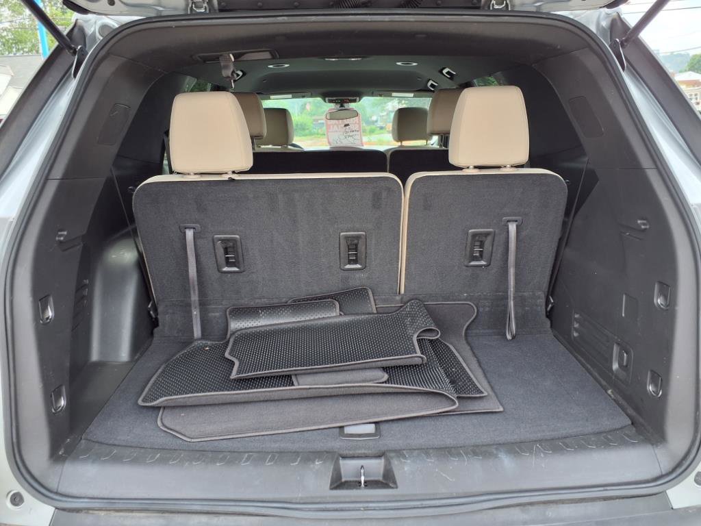 Certified 2023 Chevrolet Traverse LS image 12