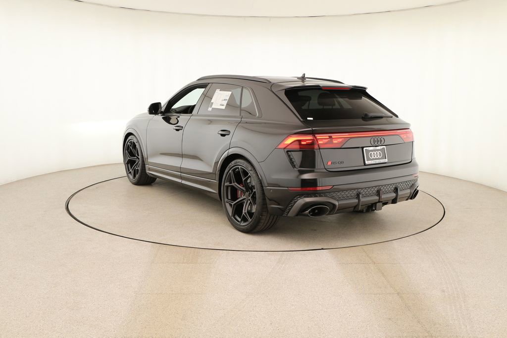 New 2026 Audi RS Q8 performance image 4