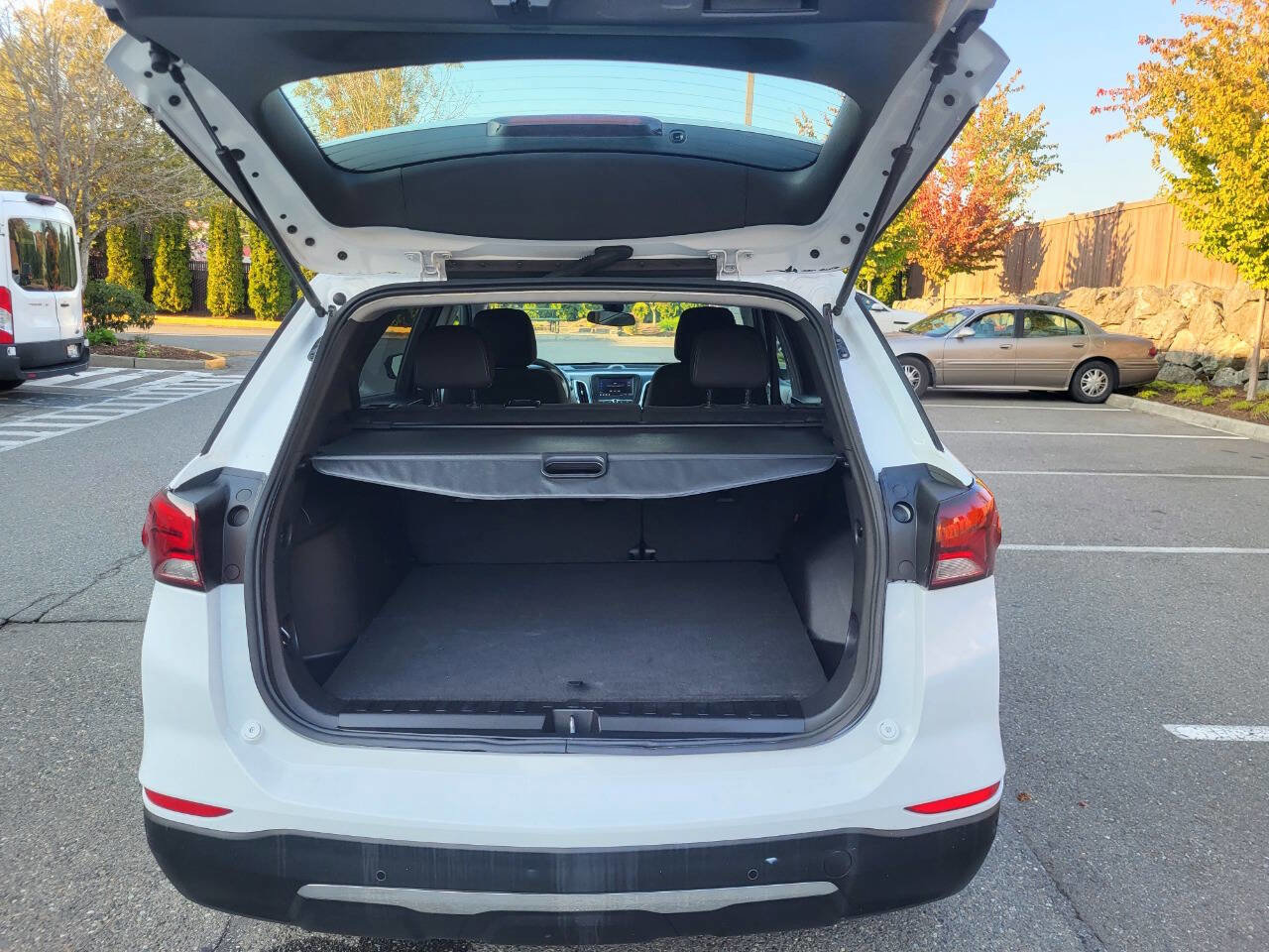 Used 2024 Chevrolet Equinox LS w/ LS Convenience Package image 15