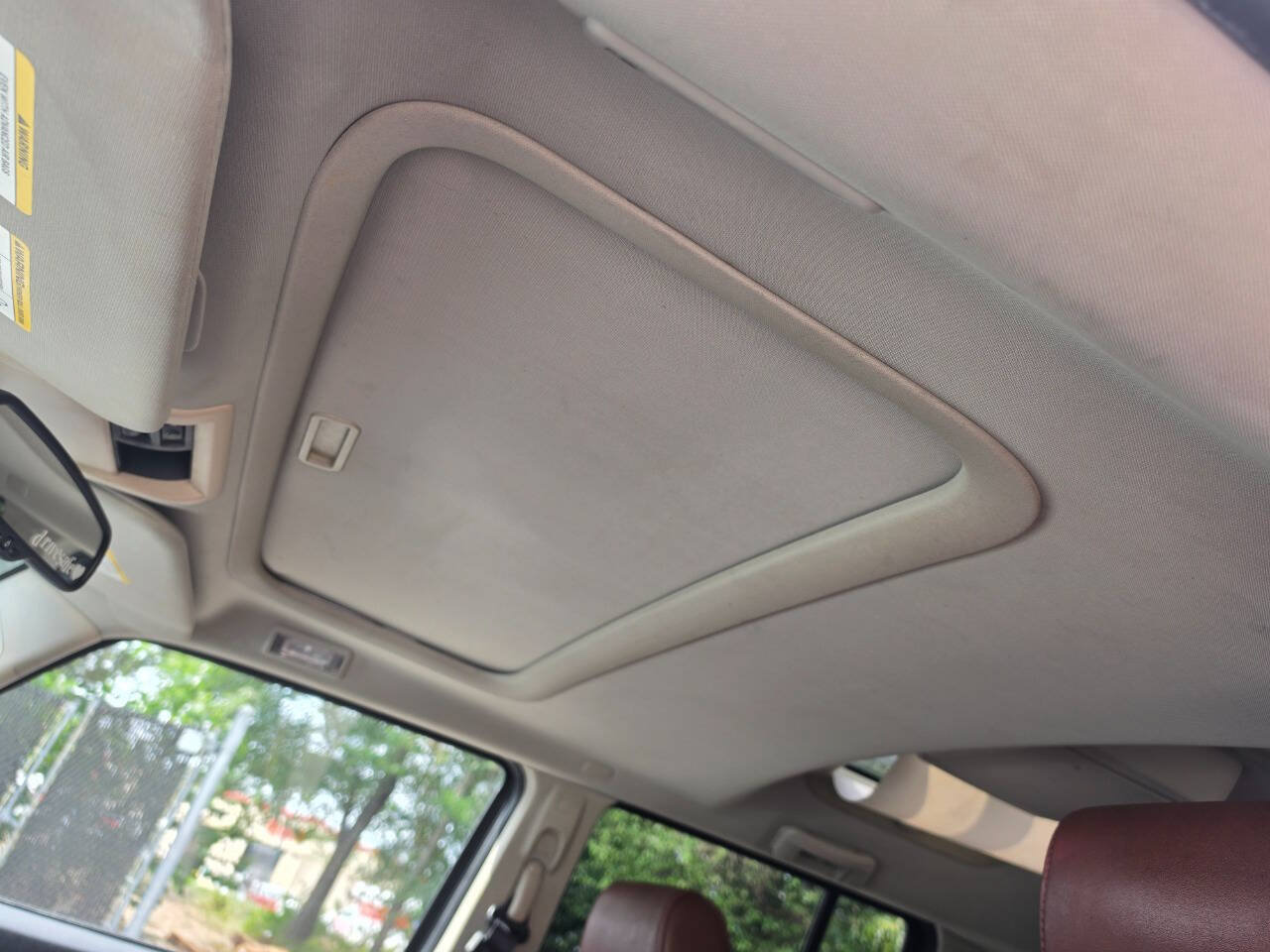 Used 2006 Jeep Commander Limited RWD image 12