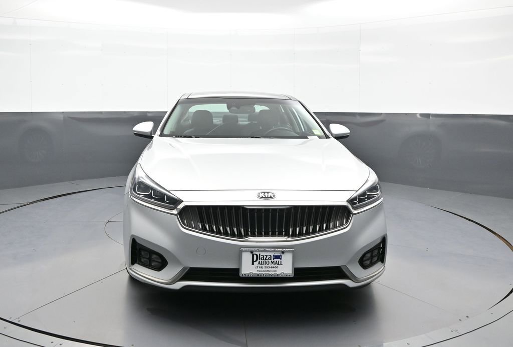 Certified 2017 Kia Cadenza Technology FWD image 2