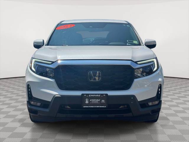 Used 2023 Honda Passport EX-L image 2