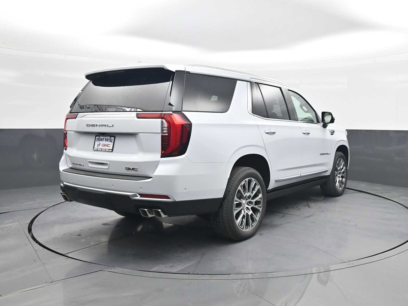 New 2026 GMC Yukon Denali w/ Sun & Power Step Package AWD/4WD image 8