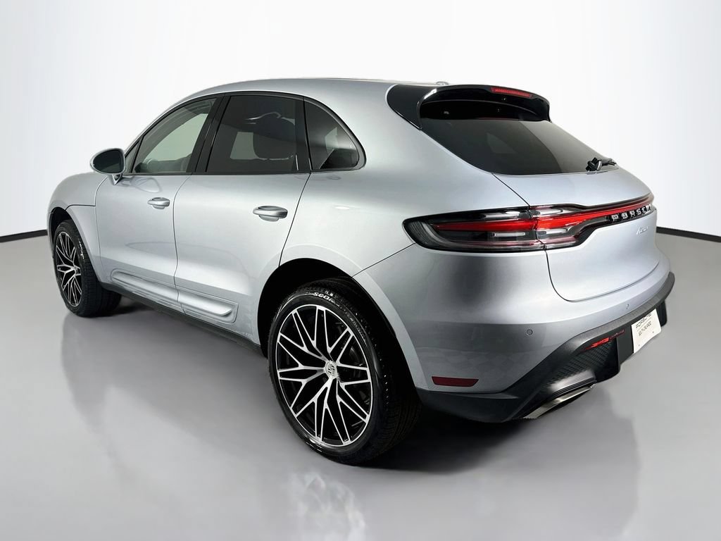 New 2026 Porsche Macan AWD/4WD image 3