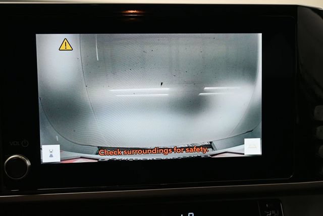 Used 2025 Toyota Camry LE FWD image 38