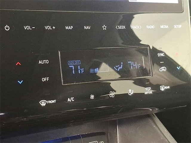 Used 2022 Hyundai Tucson Limited w/ Winter Package image 18