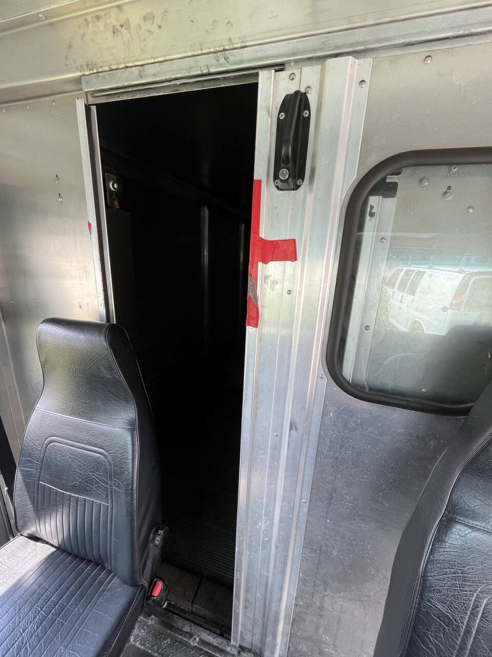 Used 2017 Ford E-350 and Econoline 350 Super Duty w/ A/C Prep Package RWD image 12