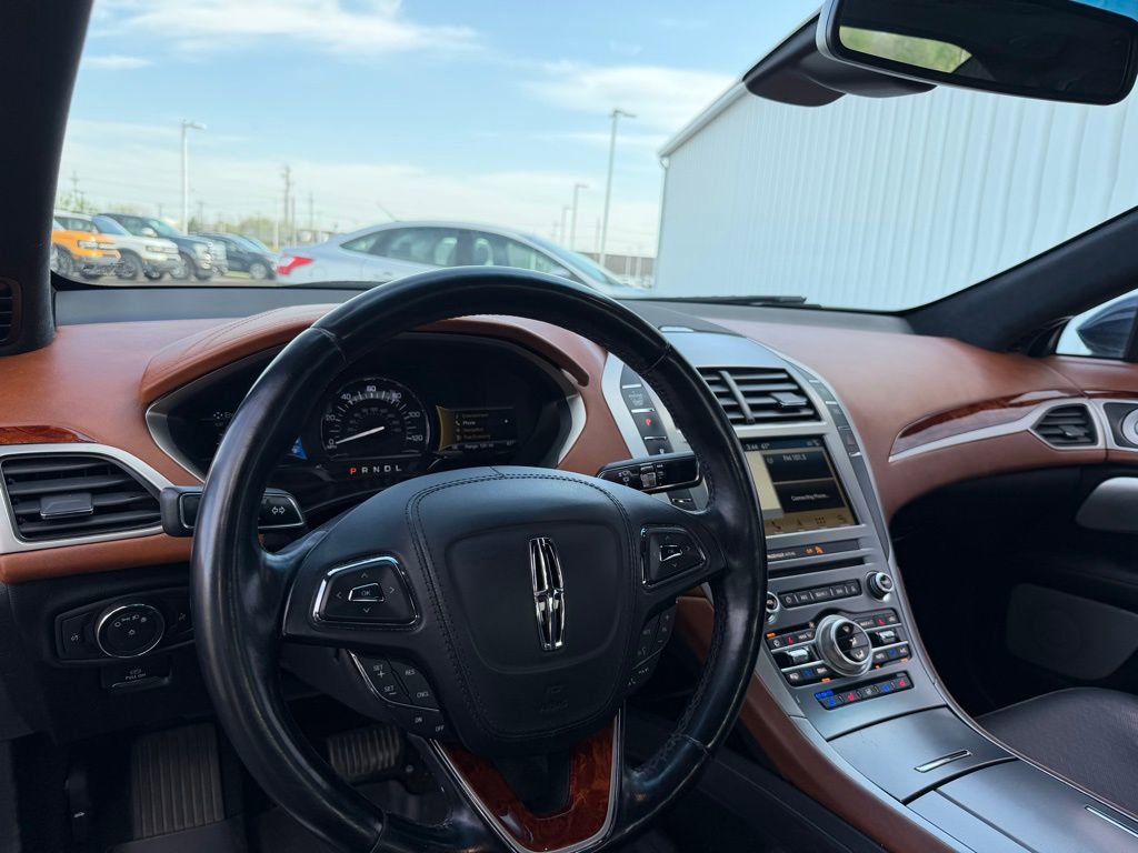 Used 2018 Lincoln MKZ Black Label w/ Climate Package FWD image 11