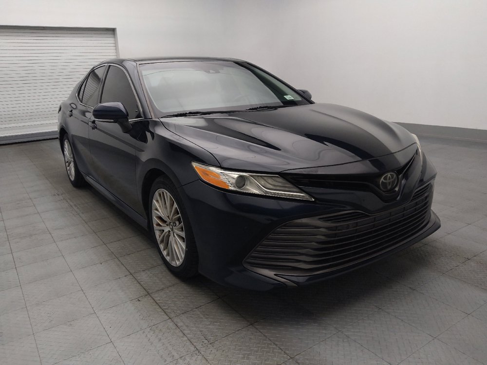 Used 2018 Toyota Camry XLE FWD image 13