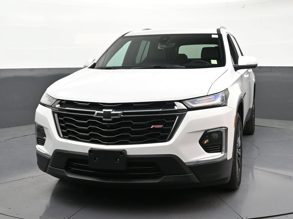 Certified 2023 Chevrolet Traverse RS w/ LPO, Floor Liner Package AWD/4WD image 8