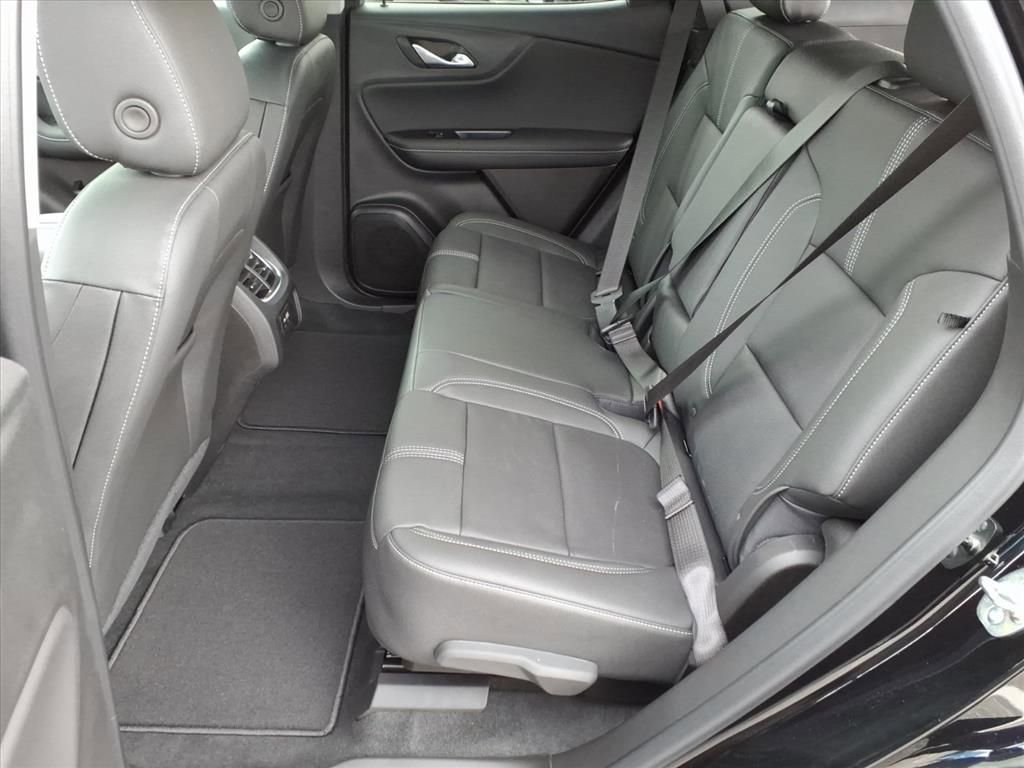 New 2025 Chevrolet Blazer LT w/ LPO, Black Grille Bar Package image 6