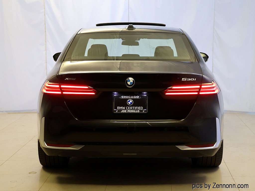 Certified 2024 BMW 530i xDrive w/ Premium Package AWD/4WD image 7