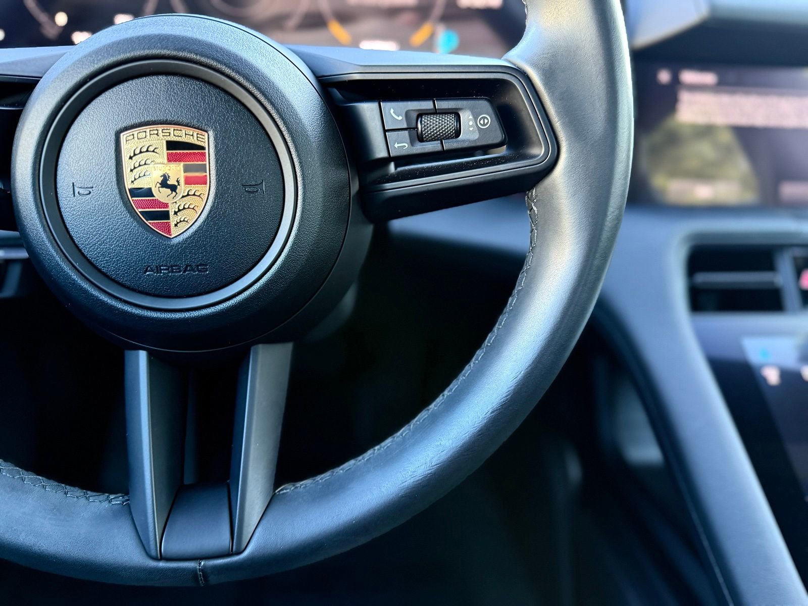 Used 2022 Porsche Taycan Base image 26