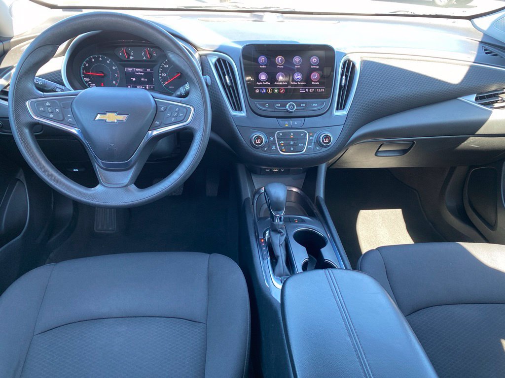 Used 2024 Chevrolet Malibu LT FWD image 4