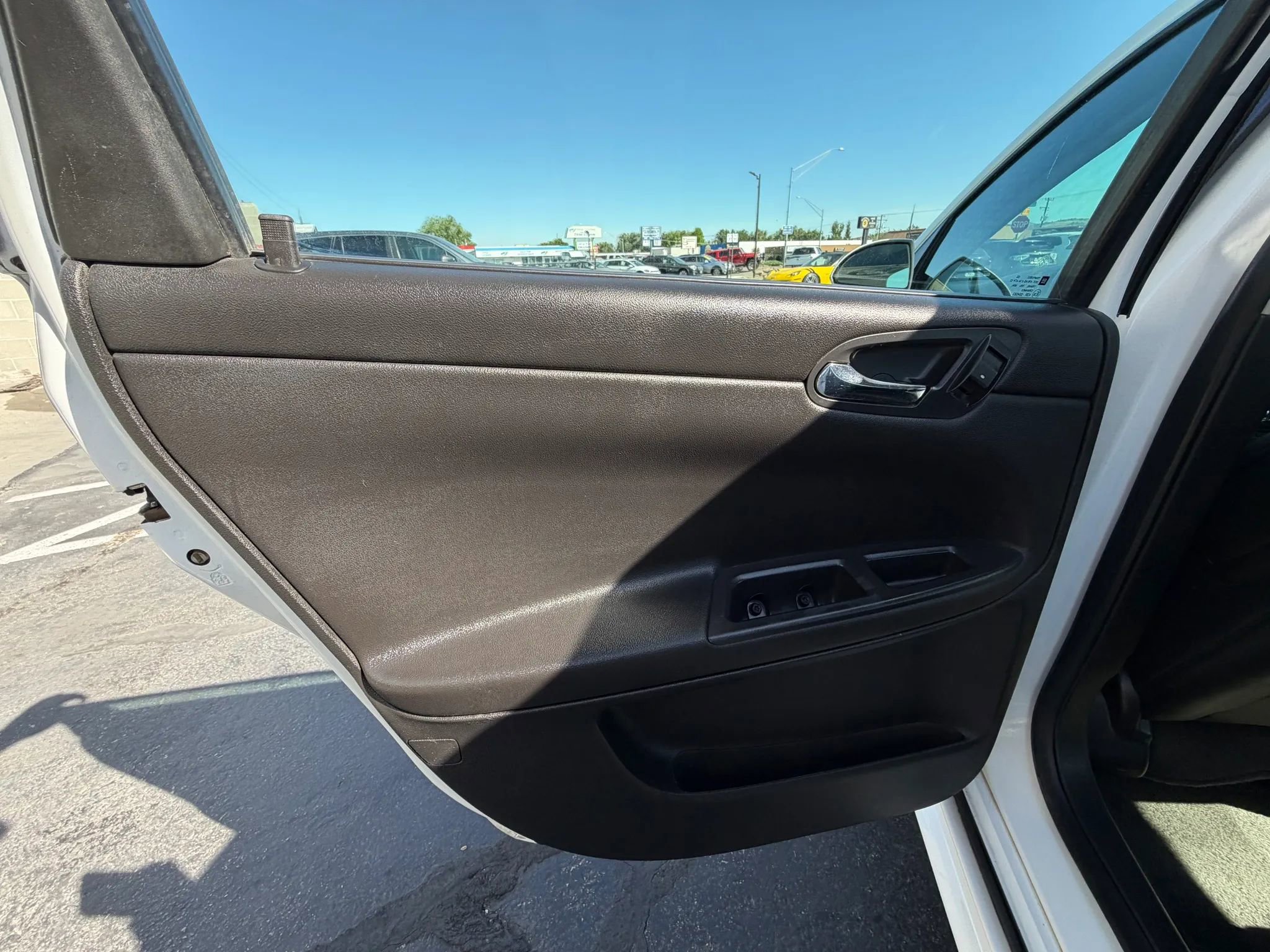 Used 2013 Chevrolet Impala LTZ FWD image 18