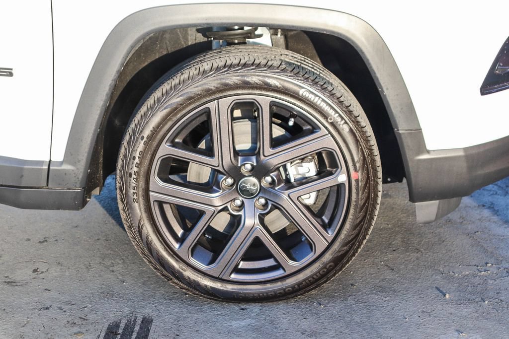 New 2026 Jeep Compass Limited AWD/4WD image 11