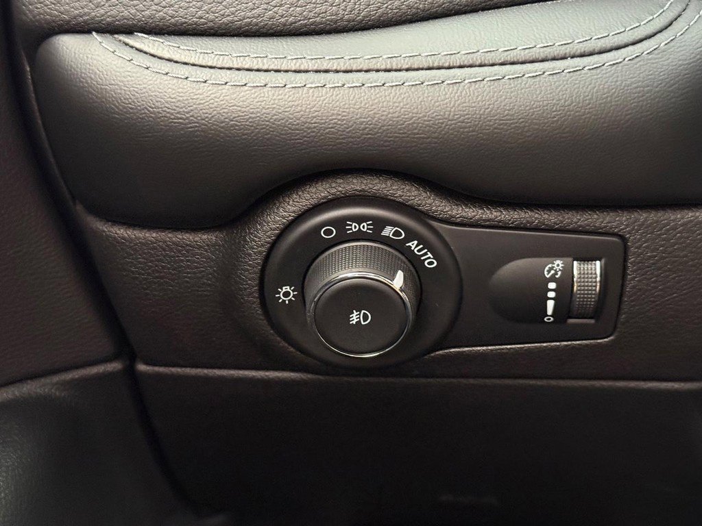 Used 2021 Dodge Durango GT AWD/4WD image 30