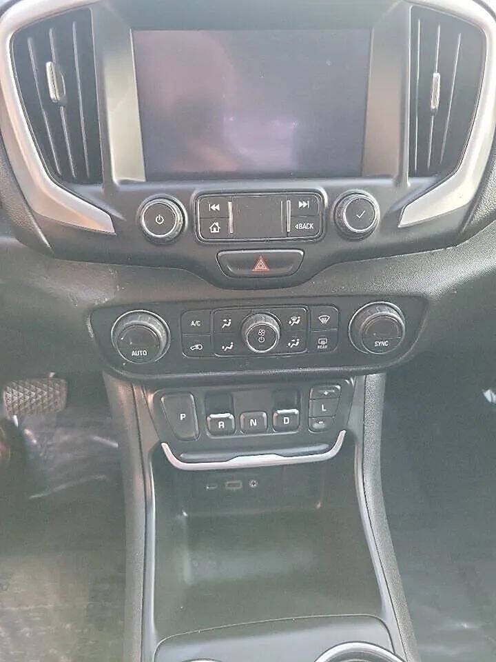 Used 2019 GMC Terrain SLT w/ Preferred Package FWD image 24