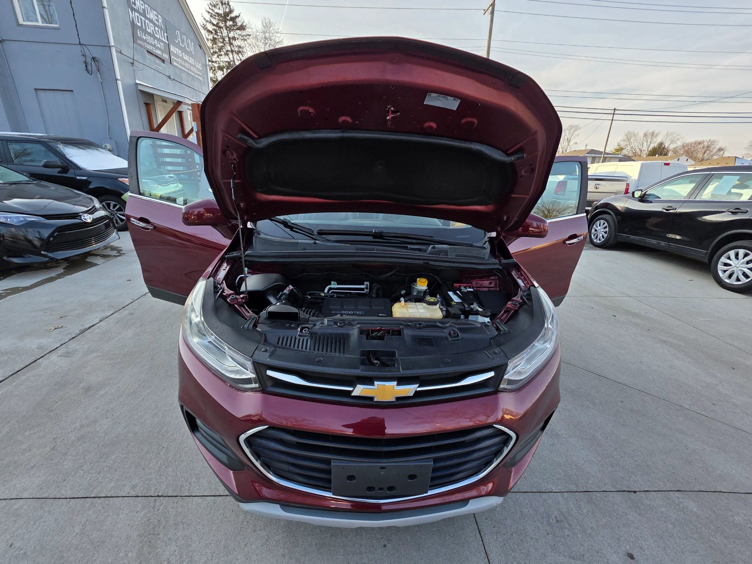 Used 2017 Chevrolet Trax LT w/ LT Convenience Package image 9