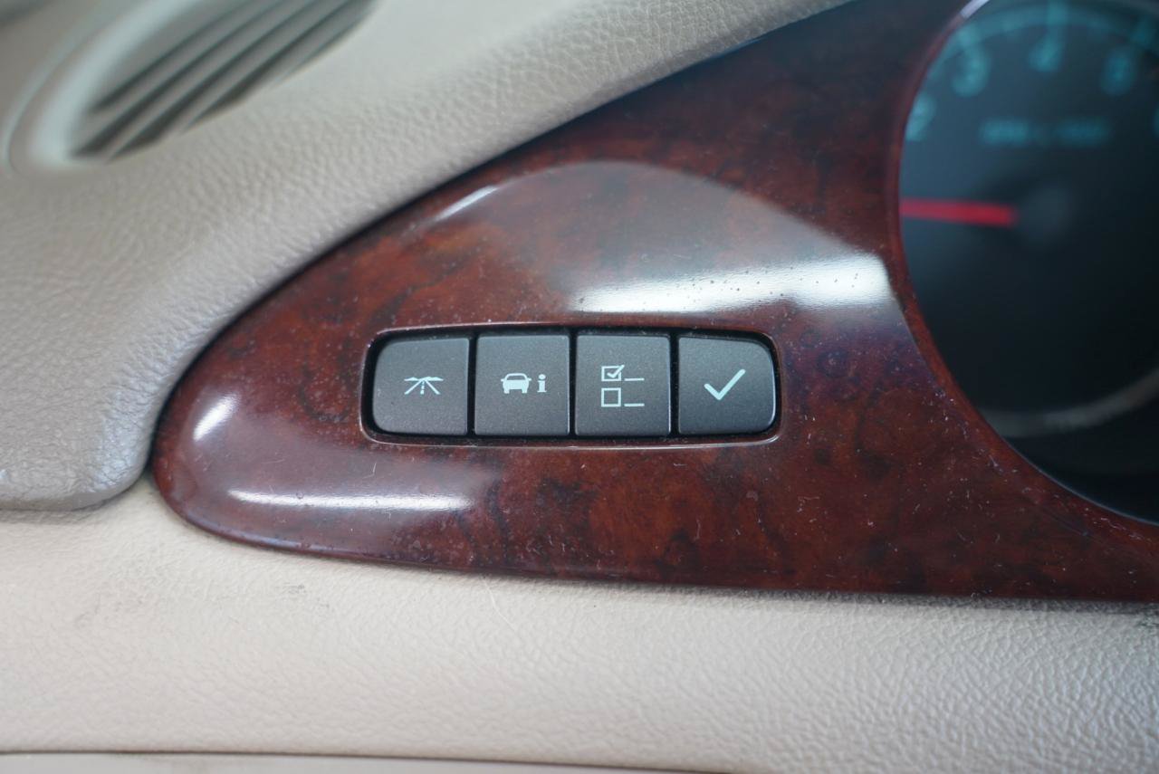 Used 2006 Buick Lucerne CXL w/ Luxury Package FWD image 21