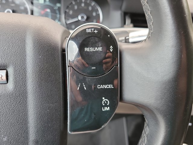 Used 2020 Land Rover Range Rover Evoque S AWD/4WD image 21