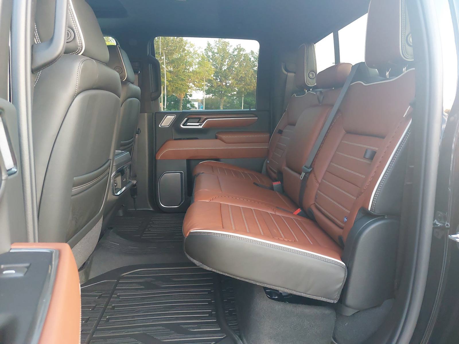 New 2026 GMC Sierra 2500 Denali Ultimate AWD/4WD image 13