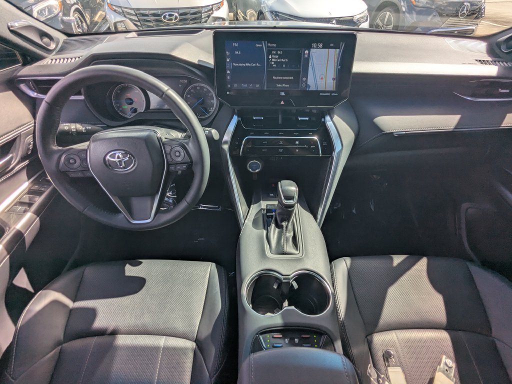 Used 2022 Toyota Venza Limited w/ Advanced Technology Package AWD/4WD image 2