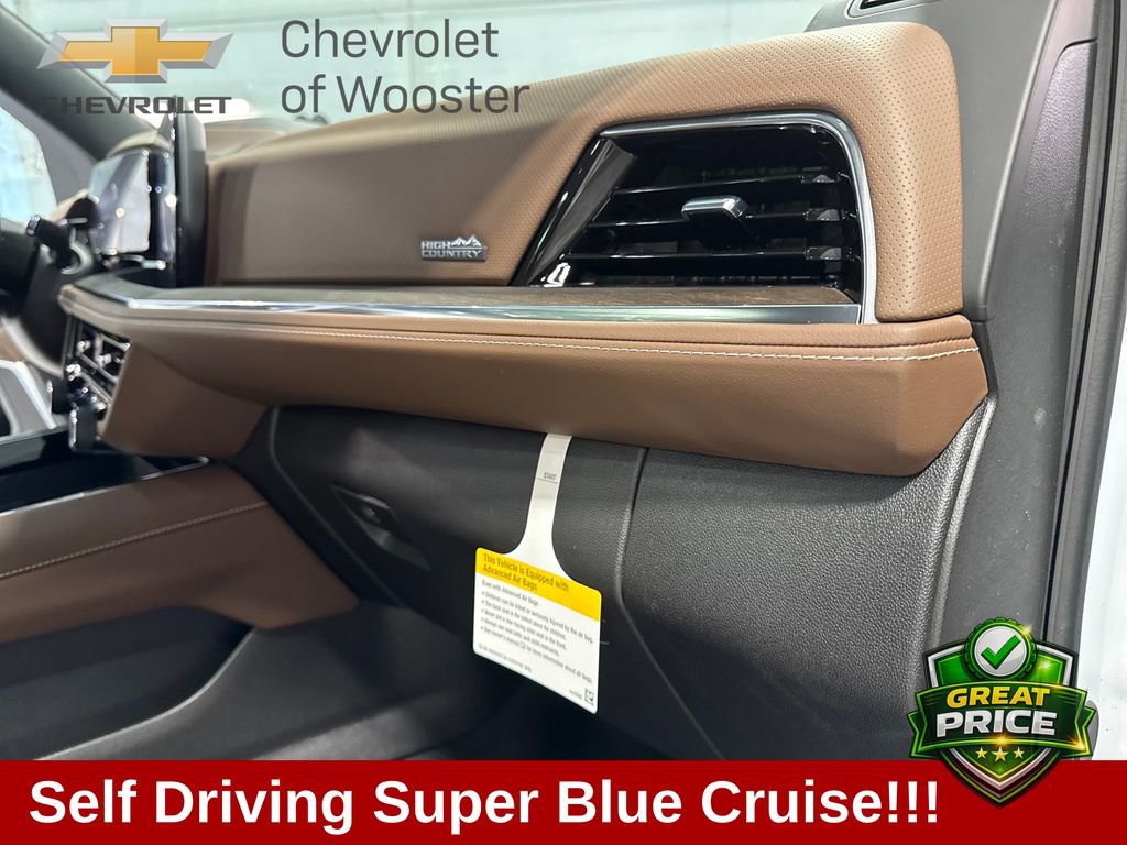 New 2026 Chevrolet Suburban High Country AWD/4WD image 38