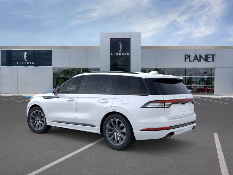 New 2026 Lincoln Aviator 2WD w/ Jet Appearance Package image 4