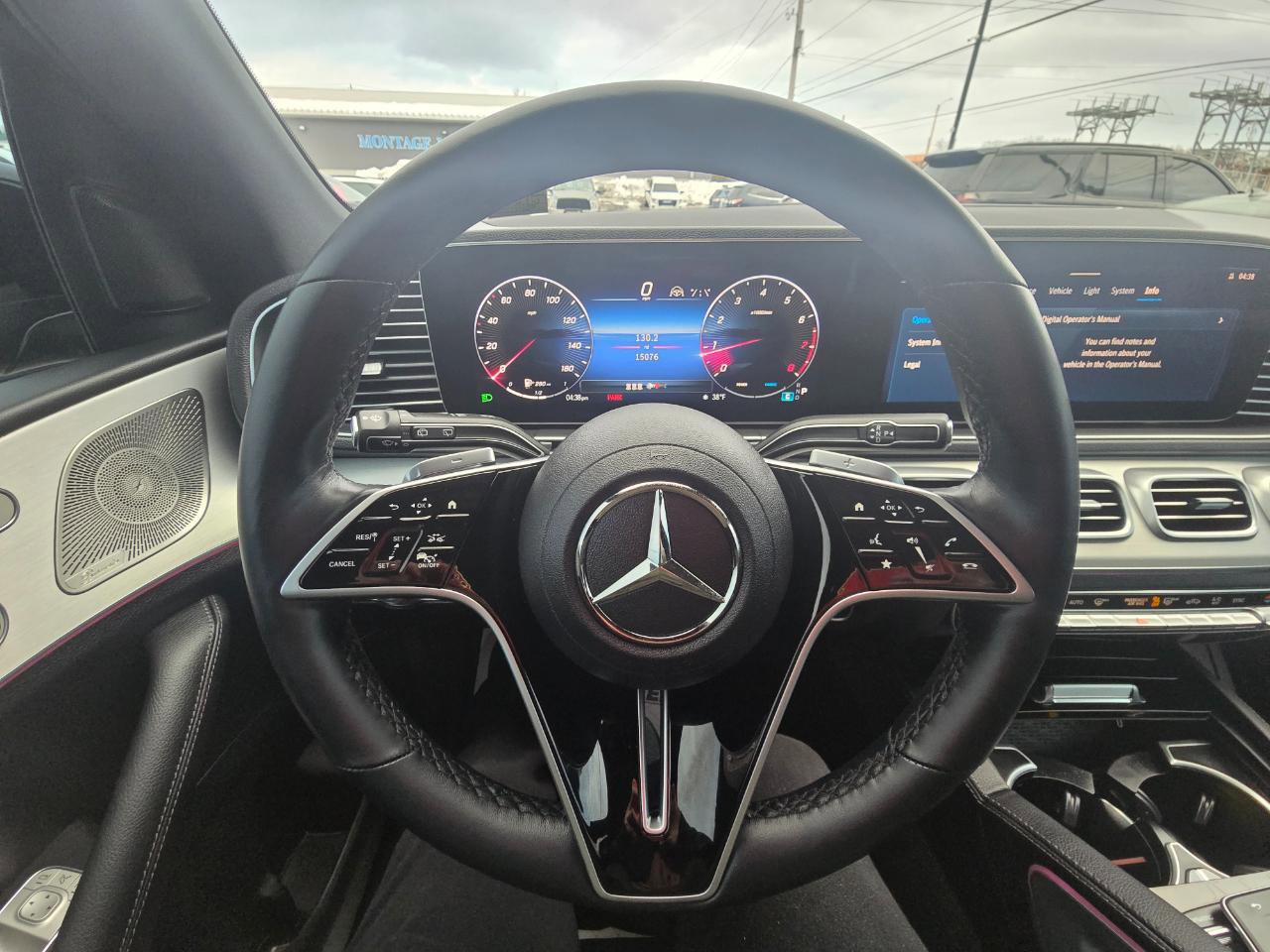 Used 2025 Mercedes-Benz GLE 350 4MATIC image 7