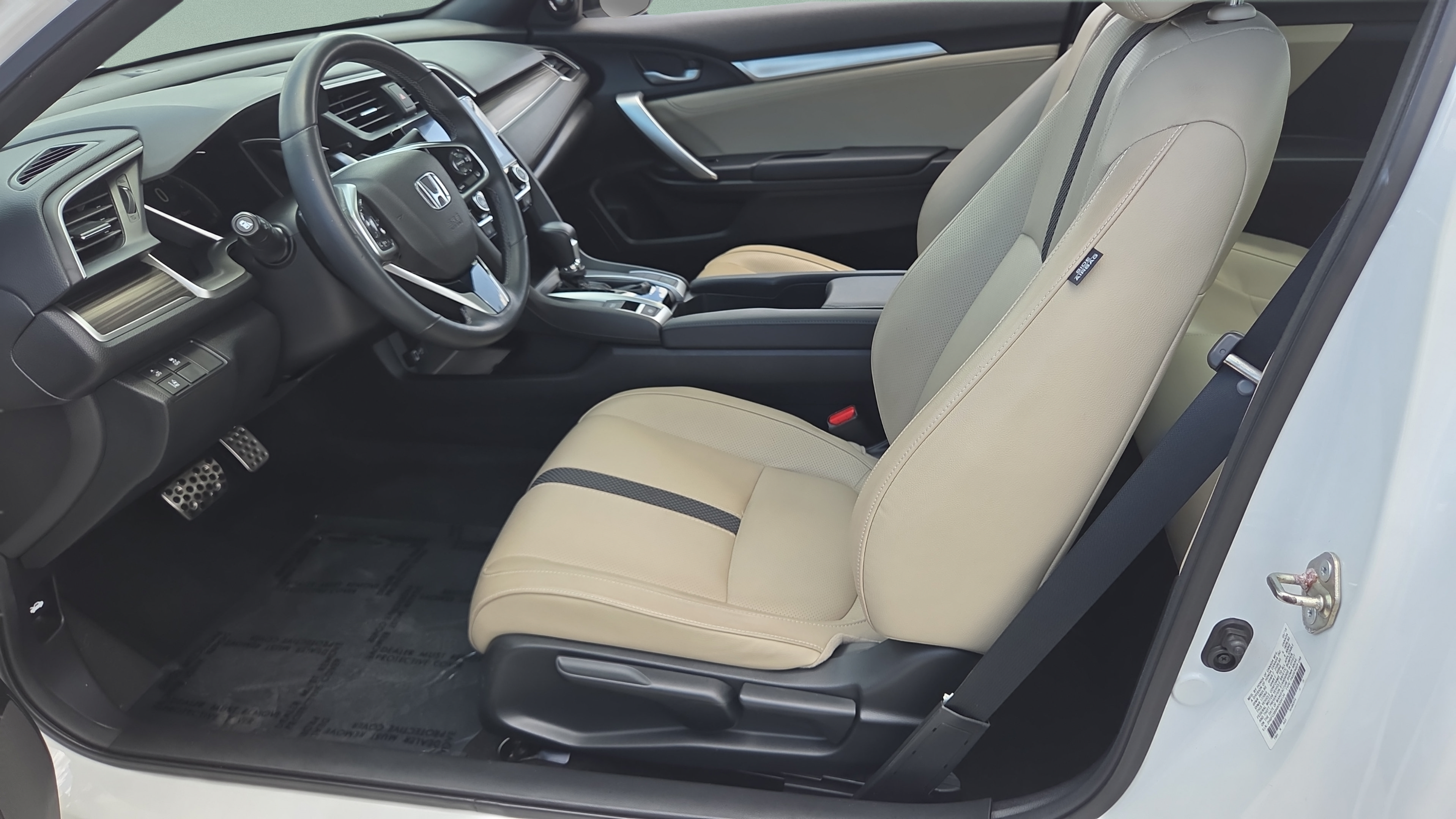 Certified 2019 Honda Civic Touring image 9