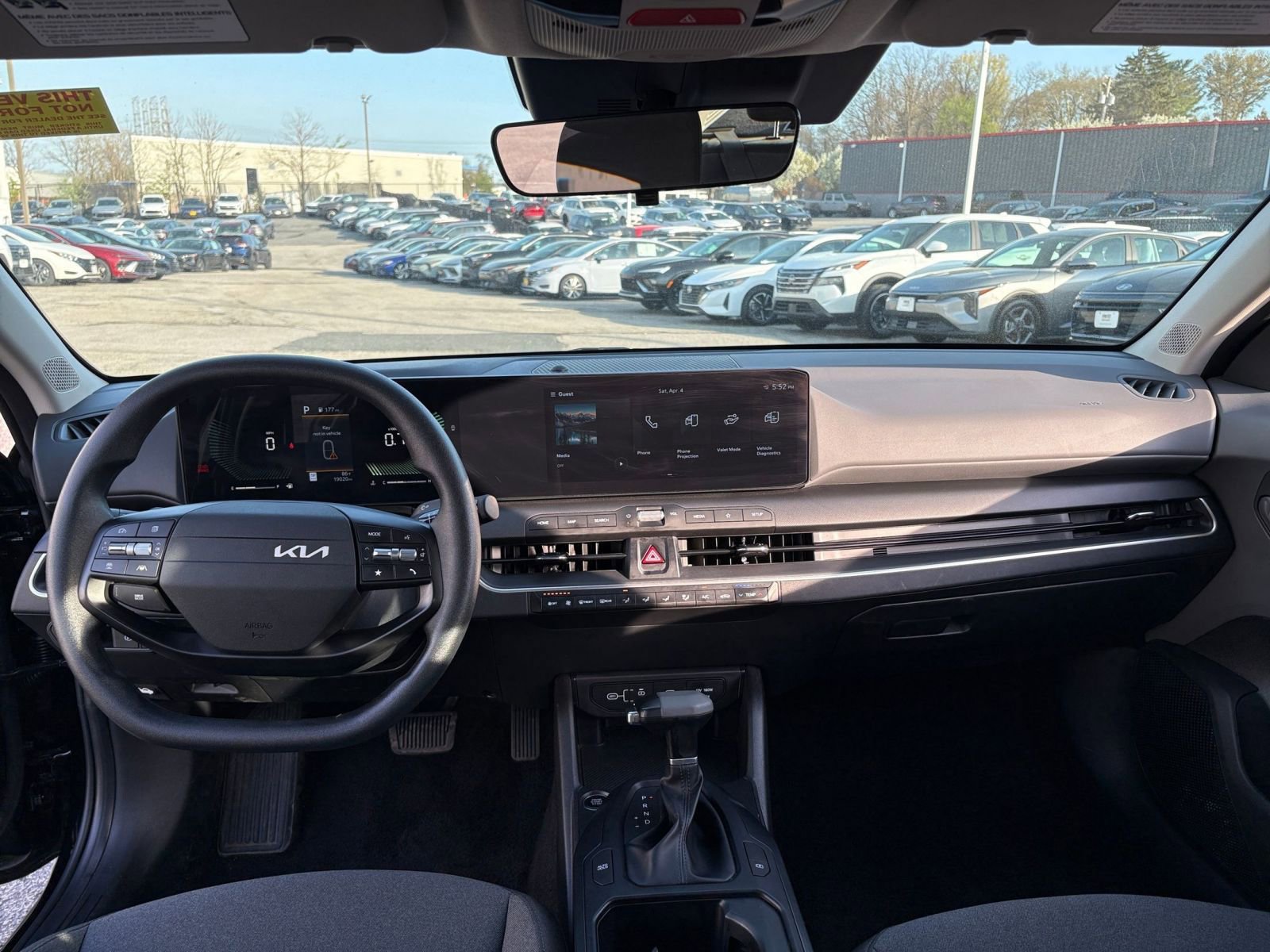 Used 2025 Kia K4 FWD image 32