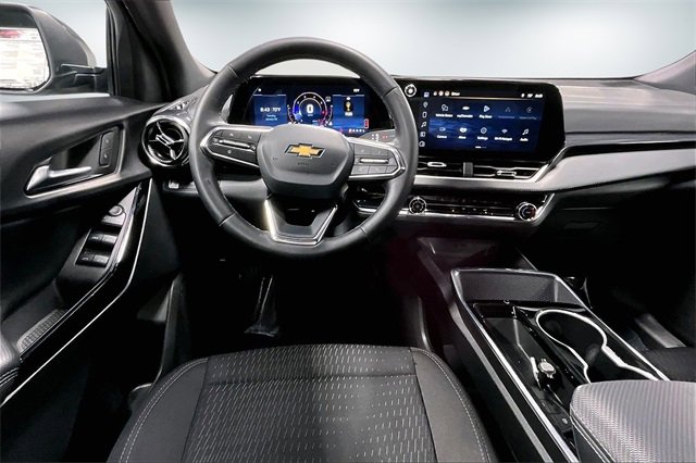 Used 2025 Chevrolet Equinox LT image 9