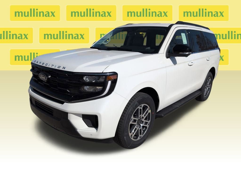 New 2026 Ford Expedition Active image 12