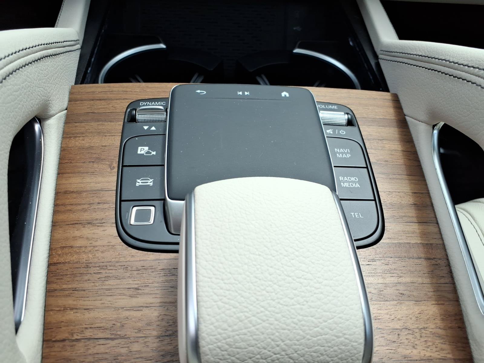 New 2026 Mercedes-Benz GLE 450 4MATIC image 17