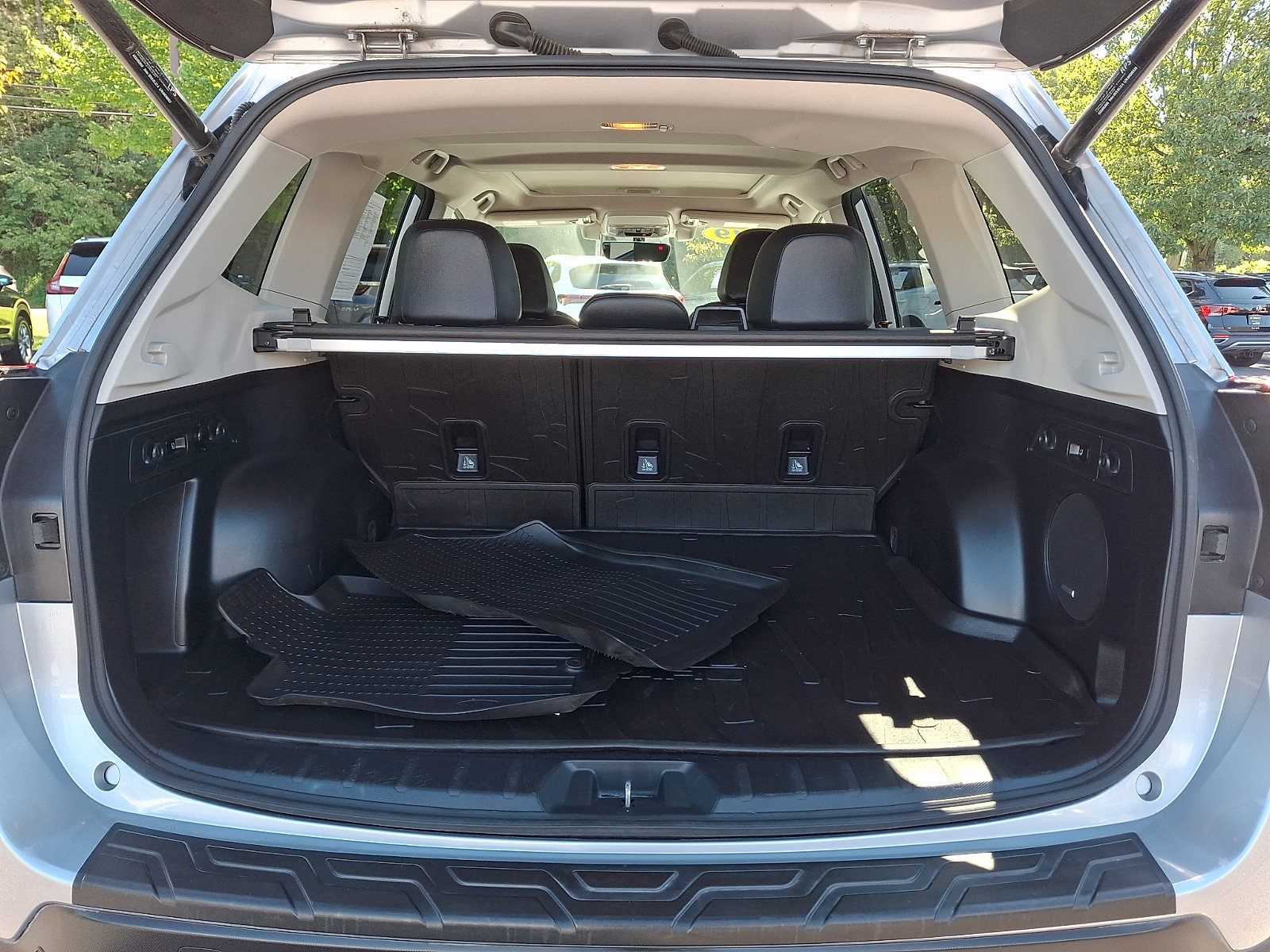 Used 2019 Subaru Forester Touring AWD/4WD image 32