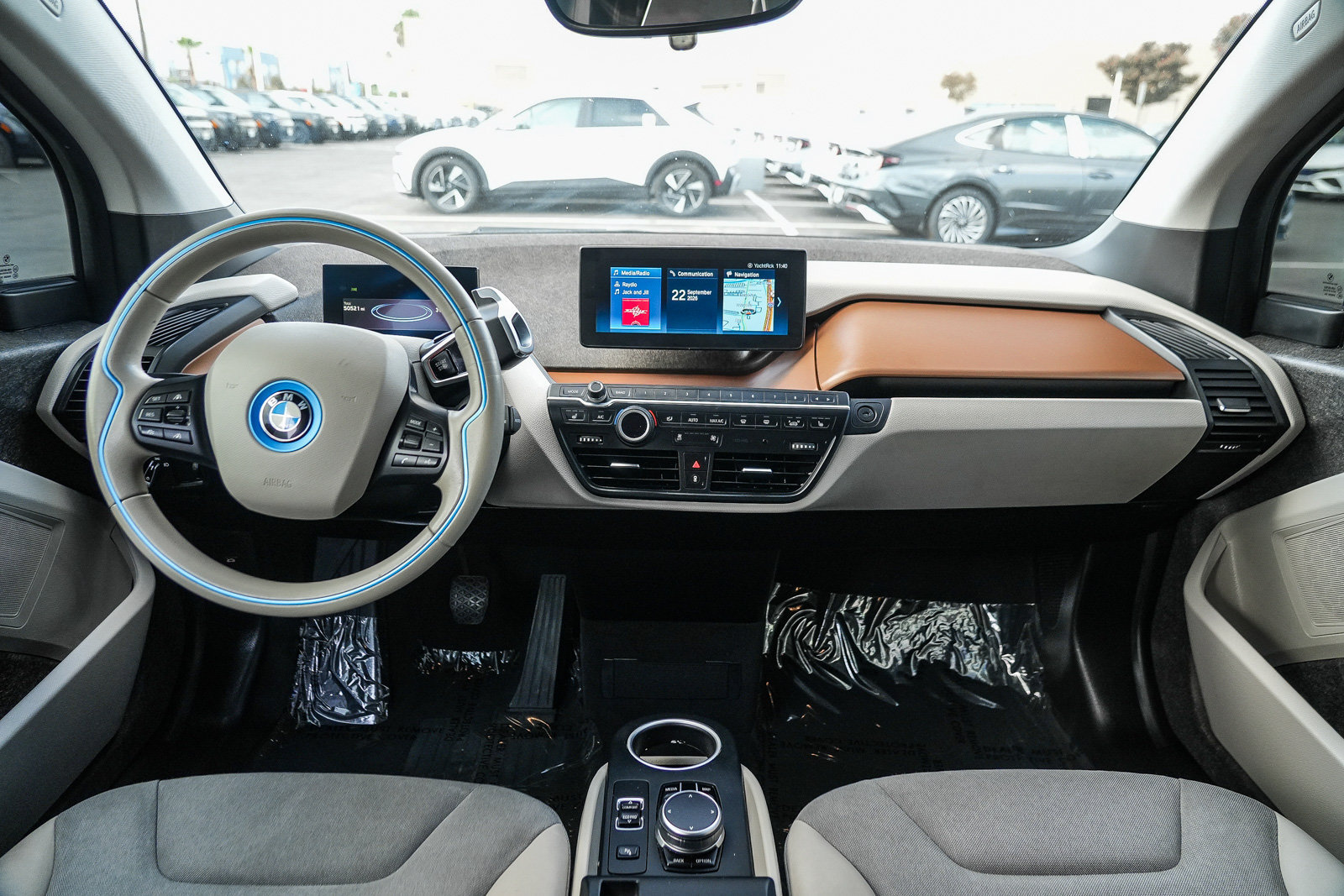 Used 2019 BMW i3 RWD image 12