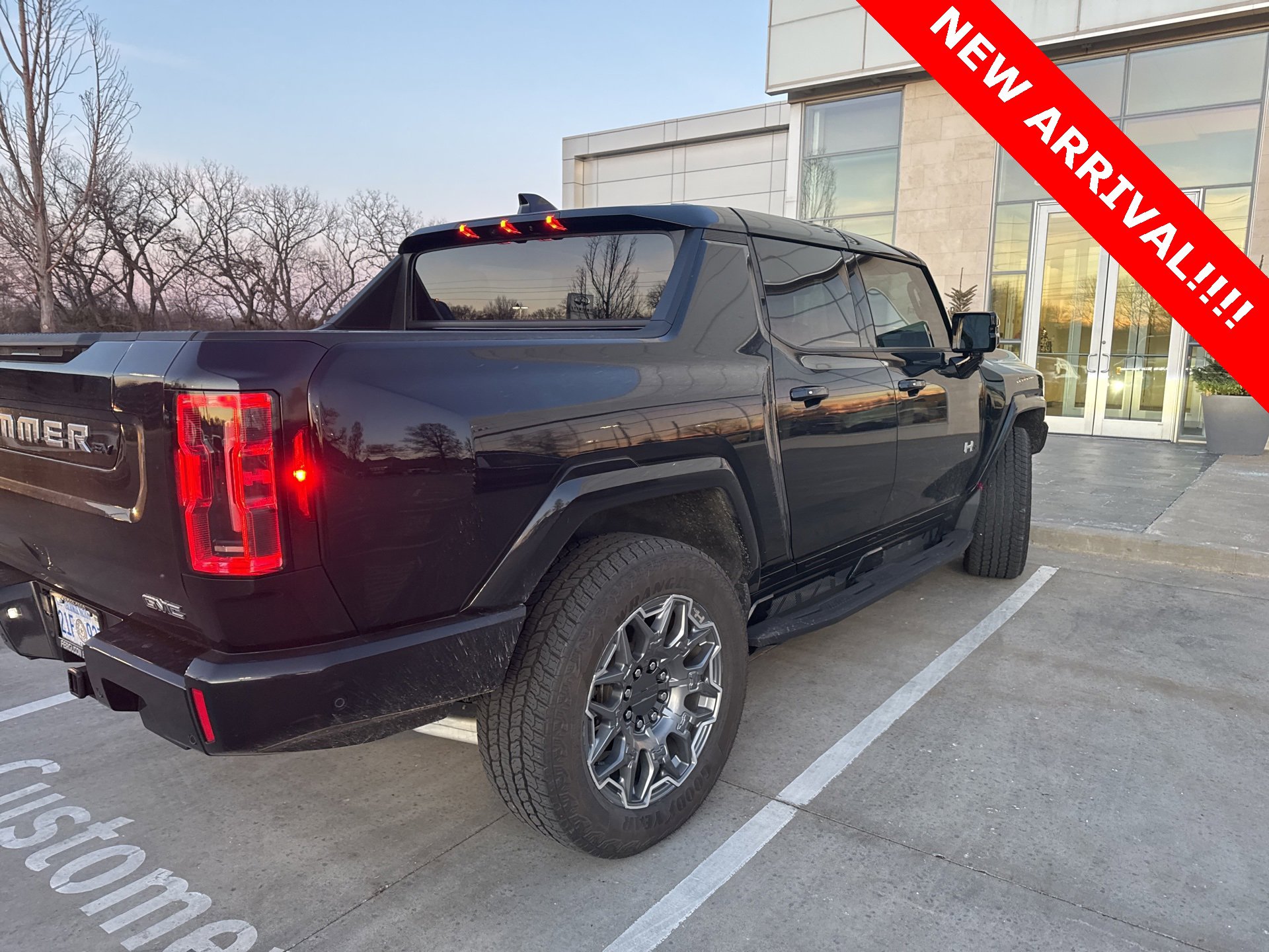 Used 2025 GMC Hummer EV 3X image 6