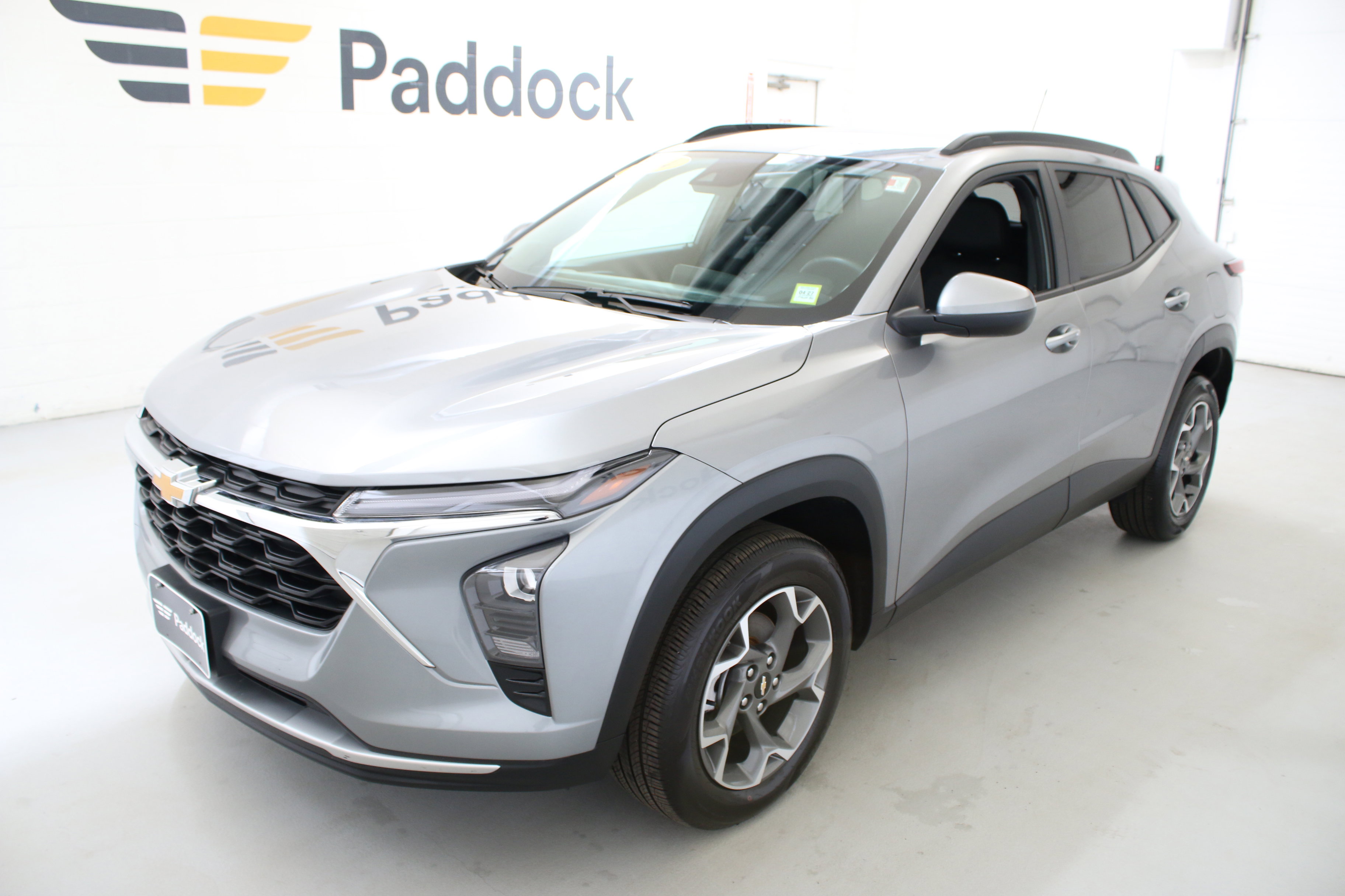 Used 2024 Chevrolet Trax LT w/ Driver Confidence Package image 3