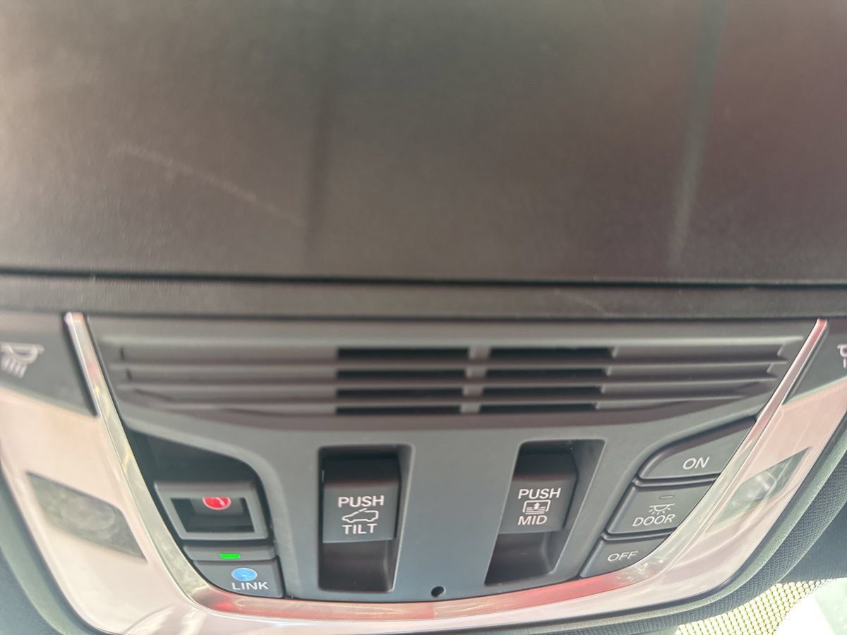 Used 2022 Acura MDX A-Spec AWD/4WD image 34