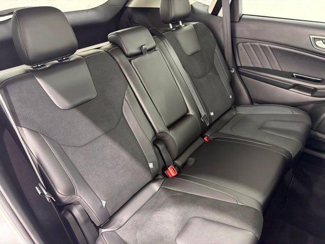 Used 2016 Ford Edge Sport w/ Equipment Group 401A AWD/4WD image 22