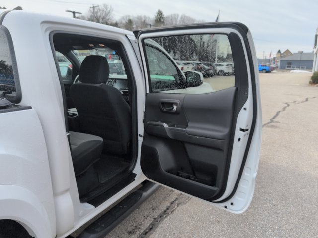 Used 2023 Toyota Tacoma TRD Sport w/ Technology Package image 26