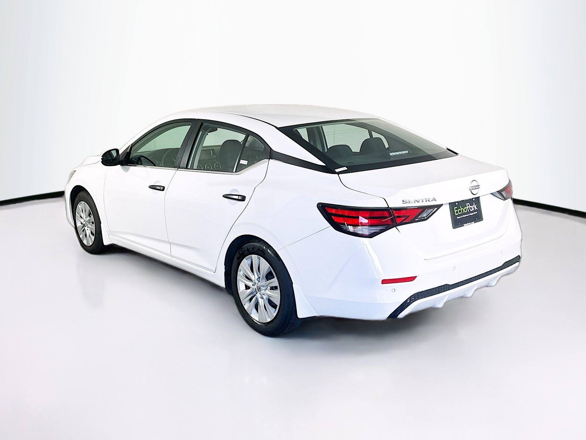 Used 2025 Nissan Sentra S FWD image 5